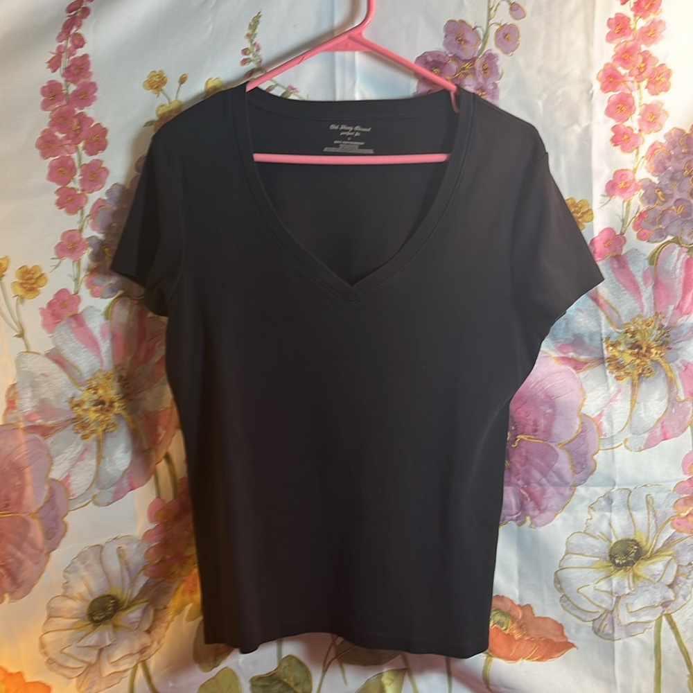 Old Navy perfect fit tee-black